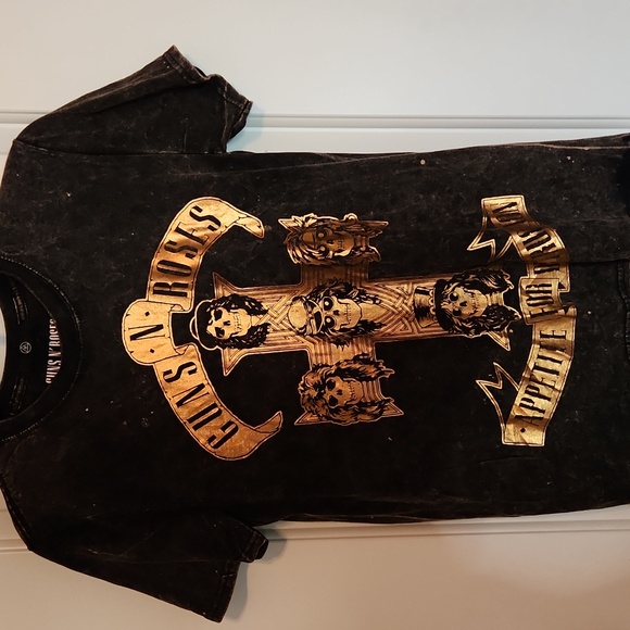 Tops - Guns n roses acid wash tshirt